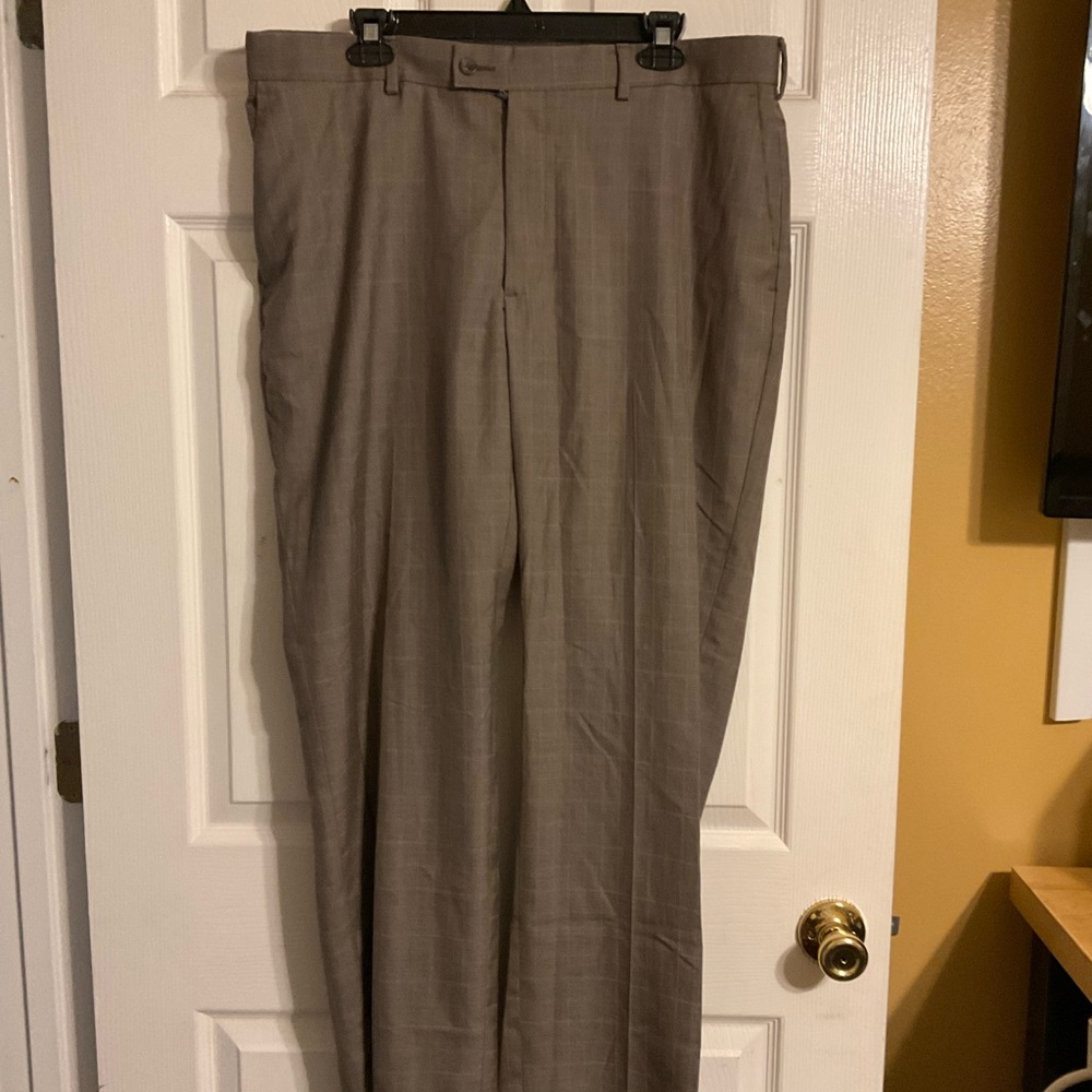 Perry Ellis Men's Taupe Plaid Dress Pants